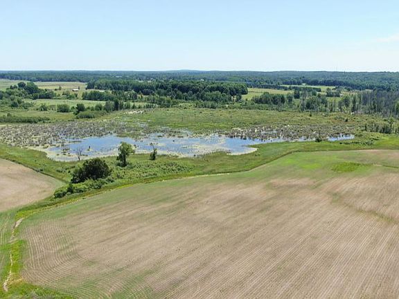 5th image of 3250 Seventeen Mile Rd