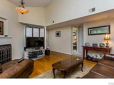 1061 Wirewood Dr #301 — Photo 9