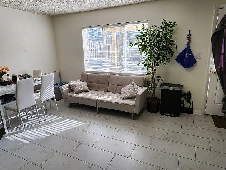 14172 Red River Dr — Photo 3