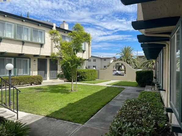 1031 Clyde Ave APT 303, Santa Clara, CA 95054