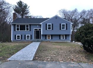 27 Richardson Cir, Saugus, MA 01906