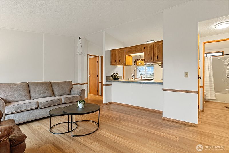 5th image of 114 Yucca Place SW #482483