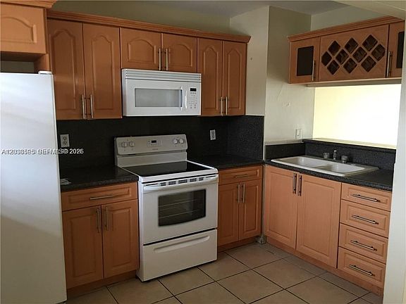 5th image of 315 NW 109th Ave APT 207