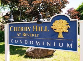 4 Duck Pond Rd APT 234, Beverly, MA 01915