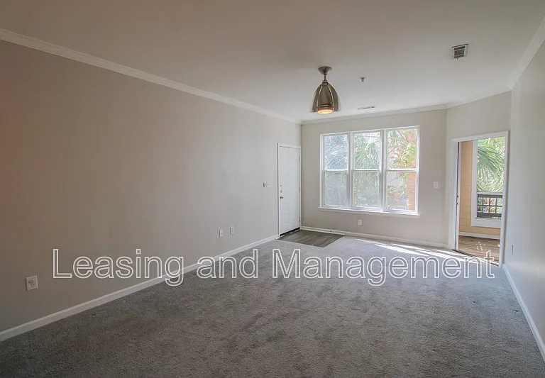600 Bucksley Ln #205 — Photo 6