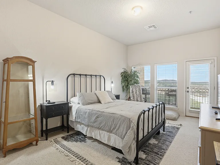 20 Tapatio Dr E #302 — Photo 7