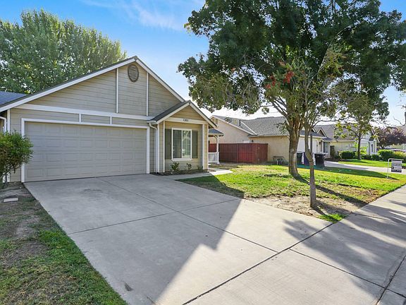 2nd image of 3057 N Yale Way