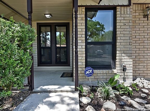 3rd image of 12039 Stoney Dr