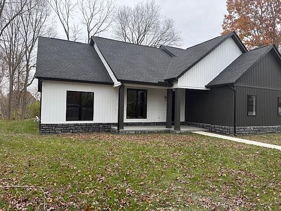 2nd image of 34 Prospect St