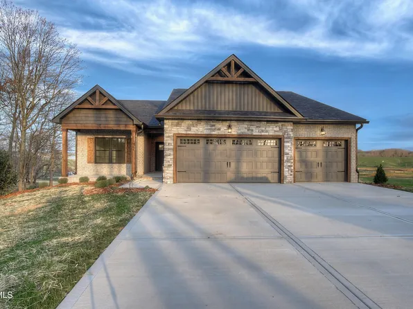 1196 Hawley Rd, Blountville, TN 37617