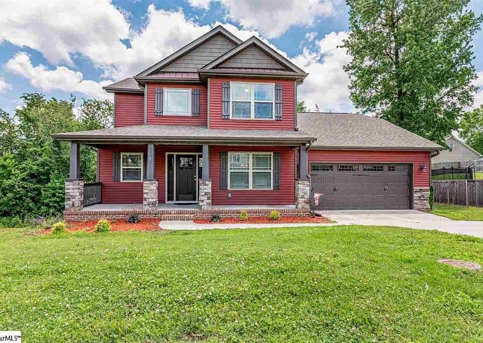 1st image of 4 Blue Heron Cir