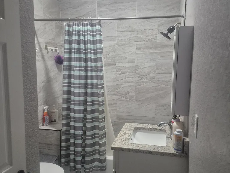 507 E Virginia Ave #1 — Photo 15