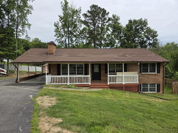 4 Hicks Ct