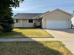 961 Broken Bow Trl, Brookings, SD 57006