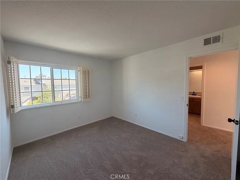 2664 Woodbury Dr — Photo 41