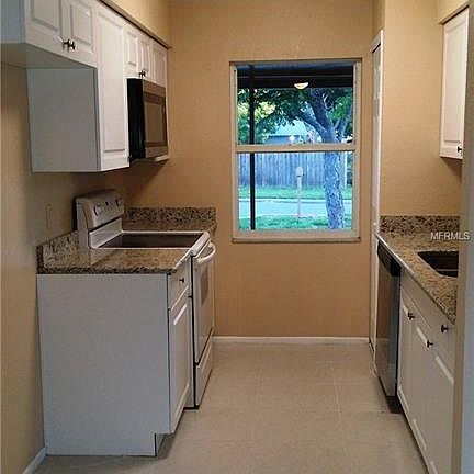 3rd image of 203 Balboa Ct