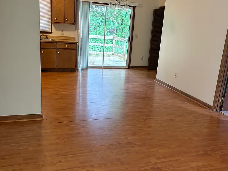 2317 Hillford Dr — Photo 3