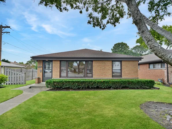 9135 Central Ave, Morton Grove, IL 60053