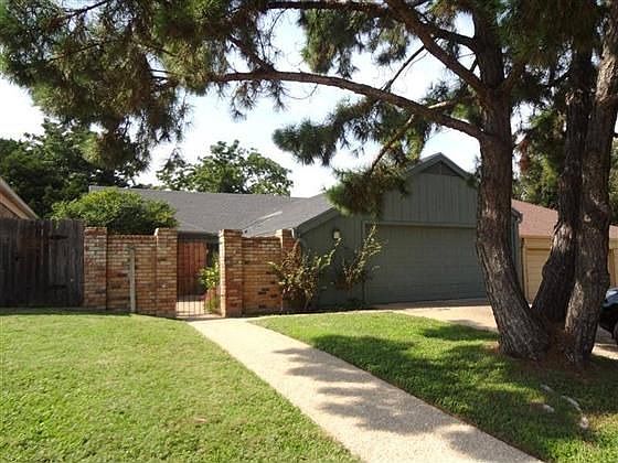 1st image of 3215 Brannon Dr