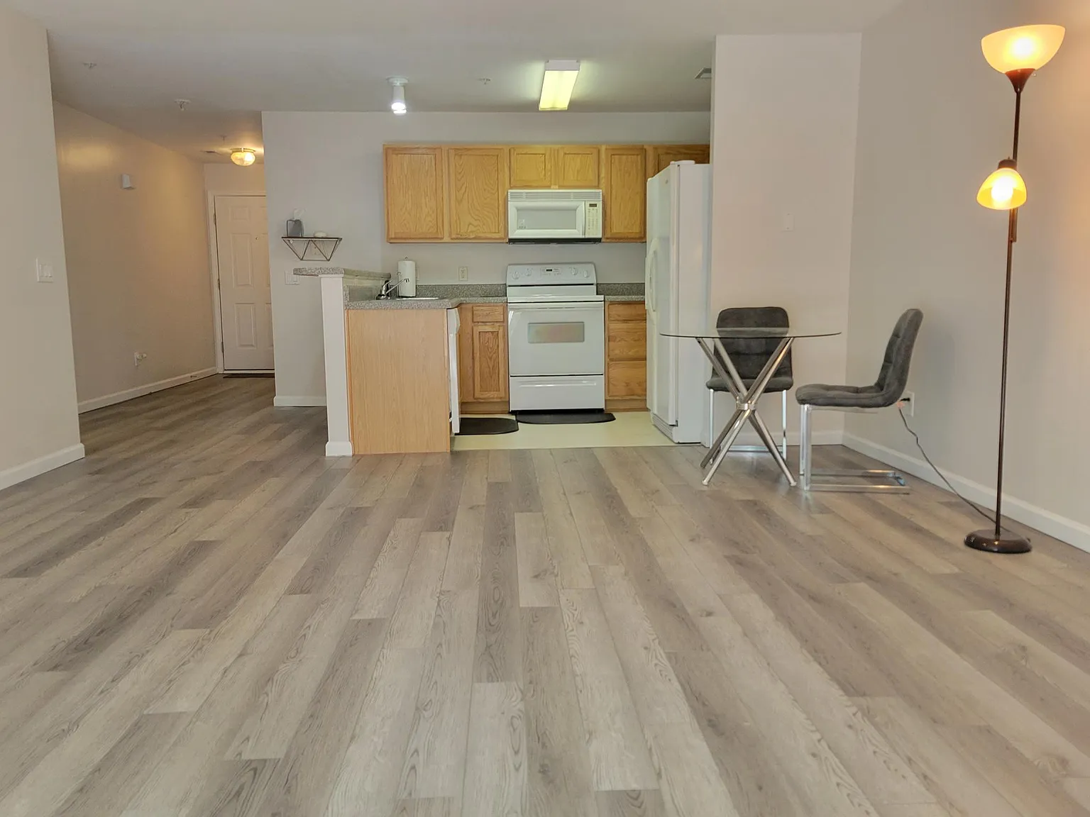 3 bed, 1150 sqft, $1,595 — Photo 4