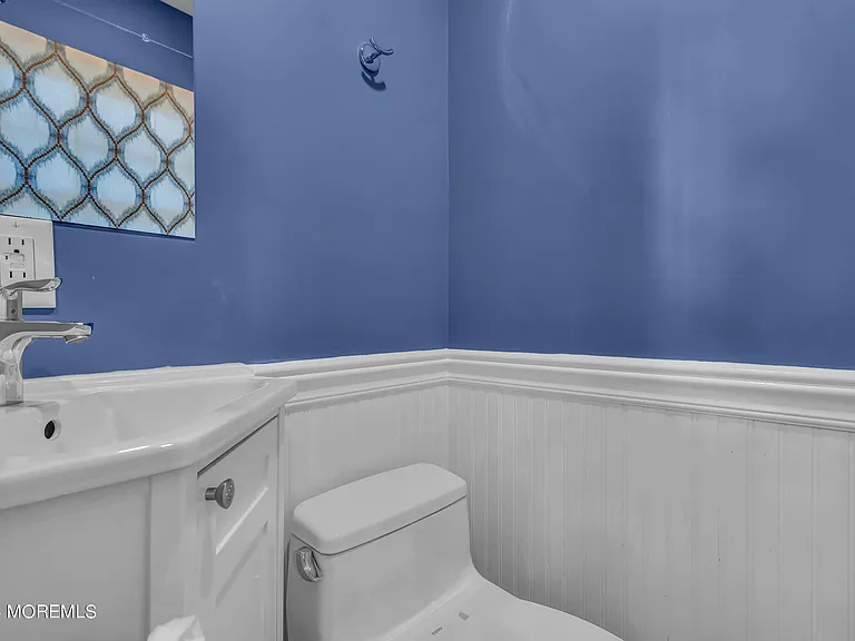 1318 Locust Dr — Photo 20