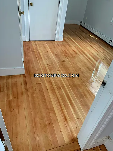 24 Farrington Ave #2 Photo 1