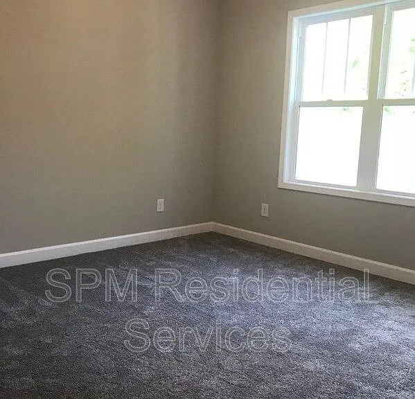 186 Lincoln Place Cir — Photo 5