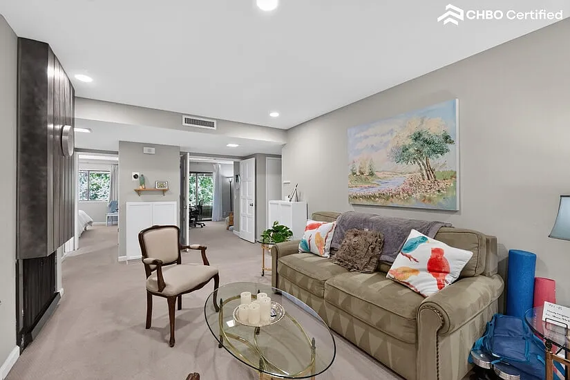 Saratoga Executive Family Housing — Photo 4