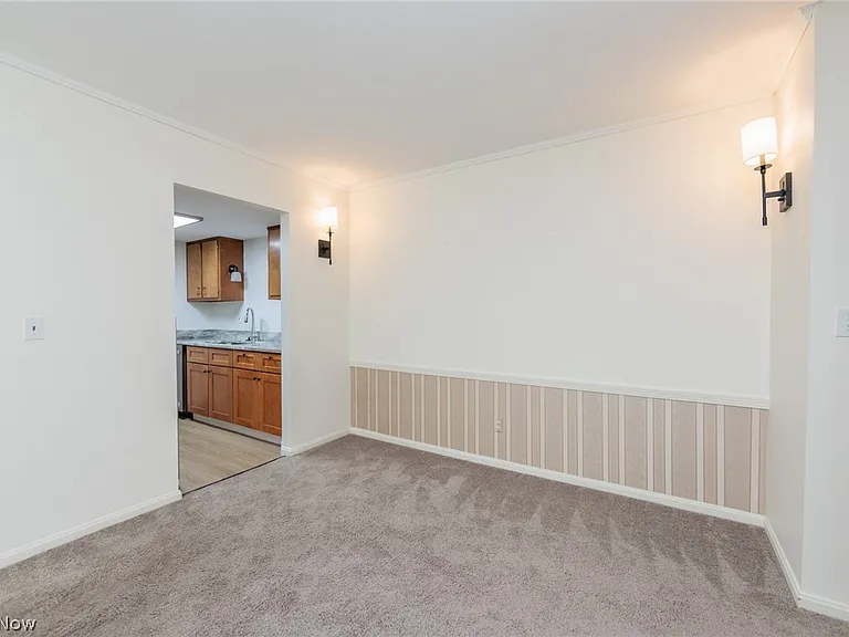 7020 Carriage Hill Dr #202 — Photo 9