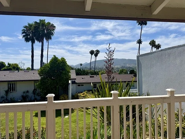 1629 La Flora Dr — Photo 5