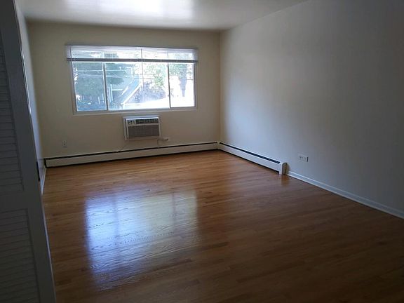 2nd image of 125 S Kenilworth Ave APT 13