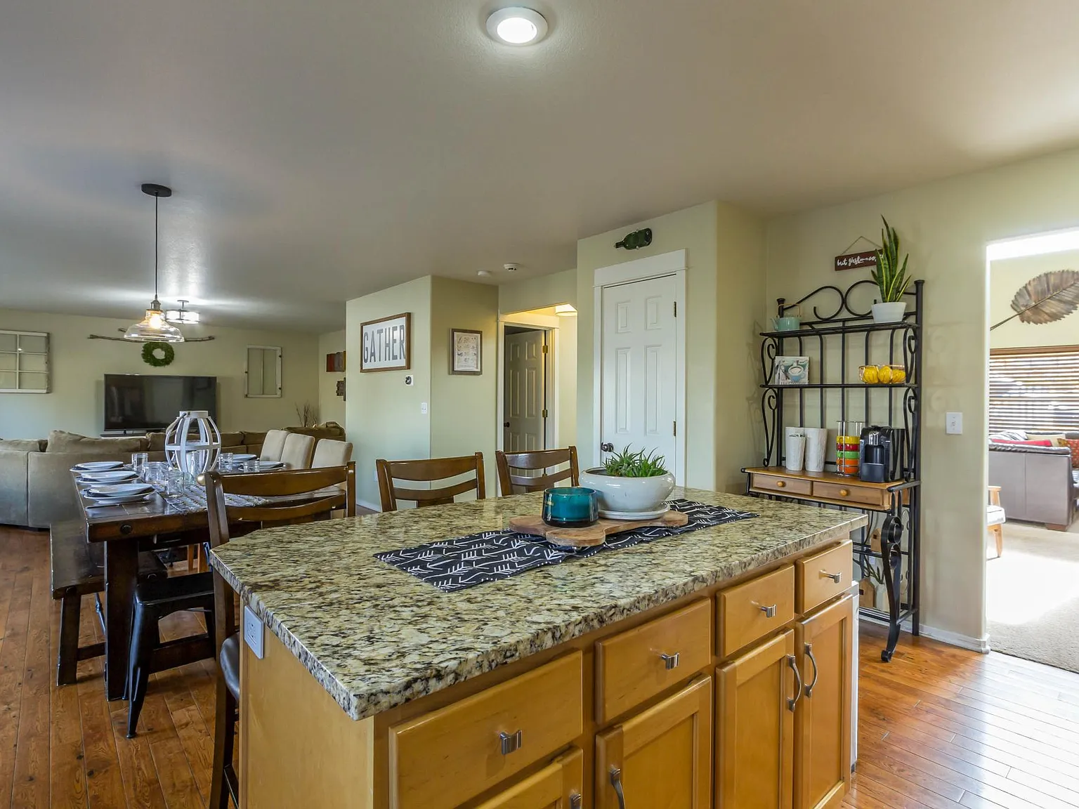 63055 Yampa Pl — Photo 3
