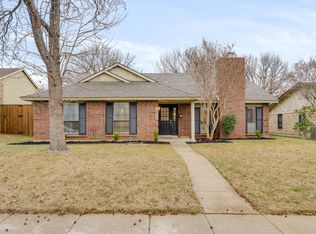 2812 Carnaby Ln, Flower Mound, TX 75028