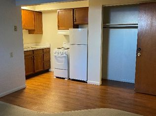 Eastown Villa Apartments, Nappanee, IN 46550