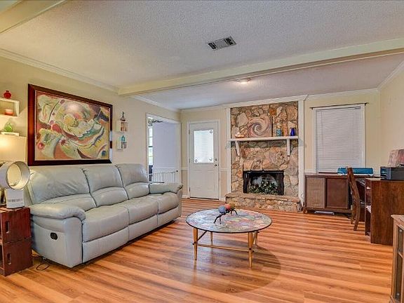 5th image of 3931 Willowood Rd