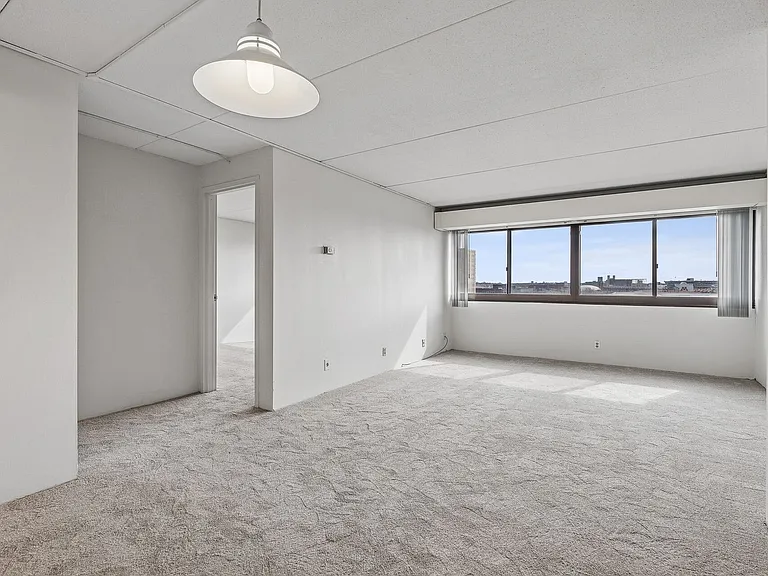 Chateau Student Housing Cooperative — Photo 72