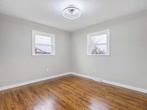 5th image of 1045 Claiborne Ave