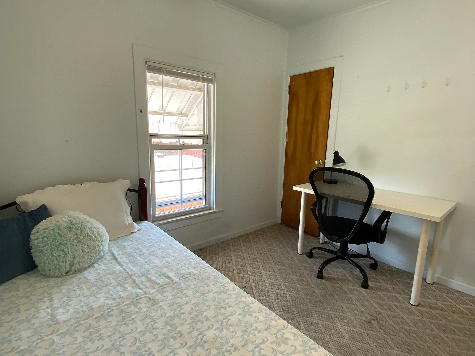 156 W End Ave — Photo 2