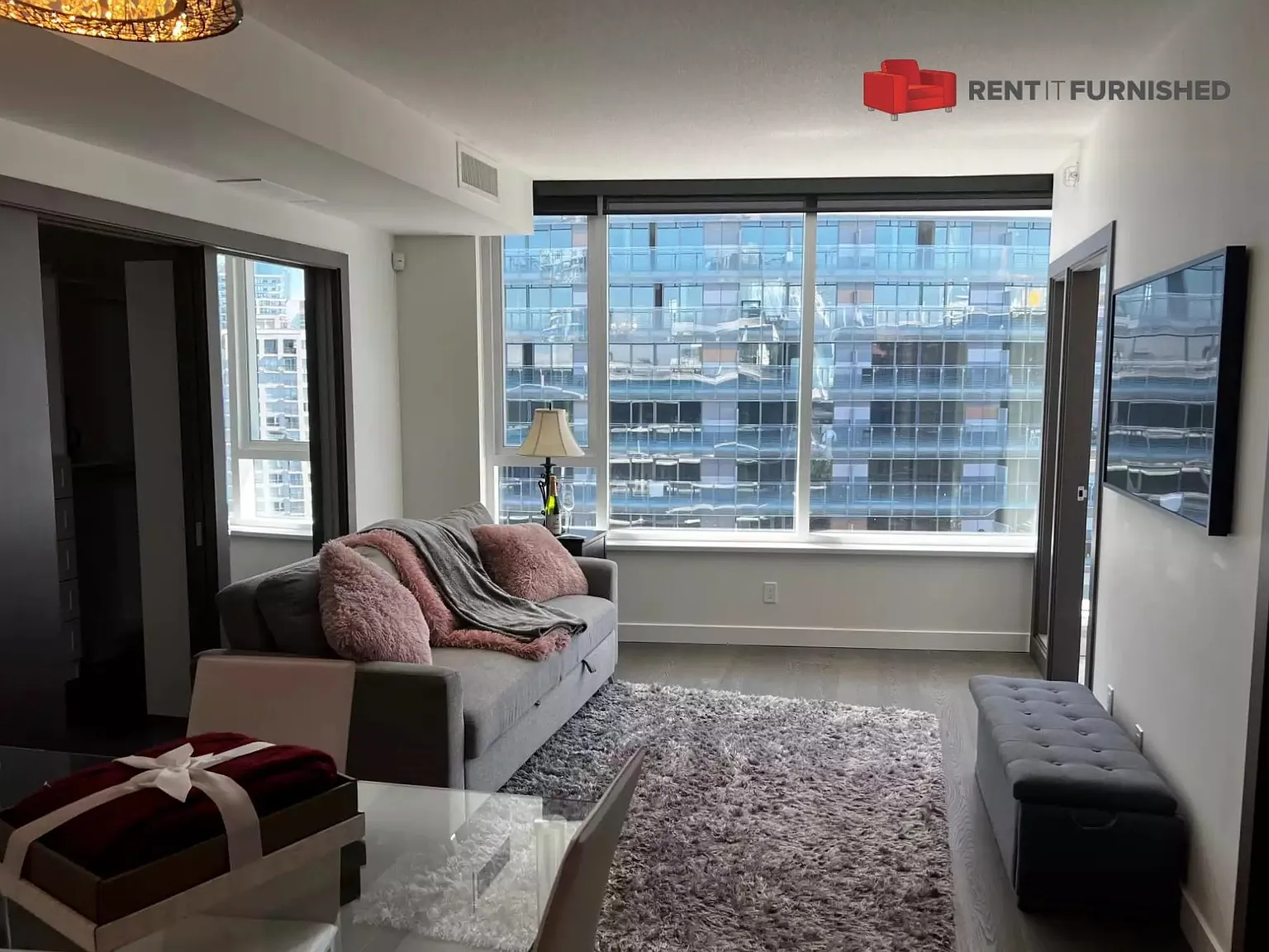 1 bed, 581 sqft, $3,395 — Photo 2