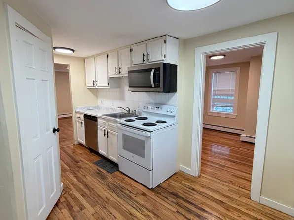 44 S Bow St #L, Milford, MA 01757