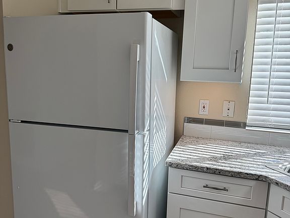 Appliances are all 3 years old