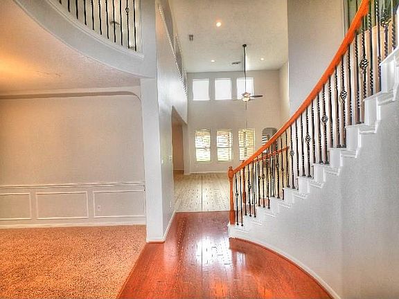4th image of 2213 Pearl Bay Ct