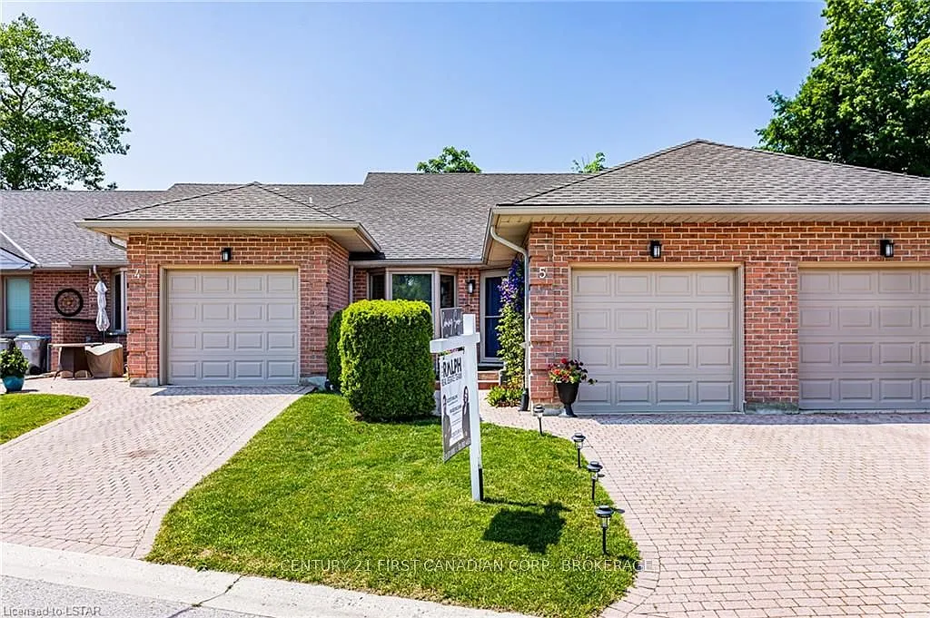 3 bed, $2,200 — Photo 3