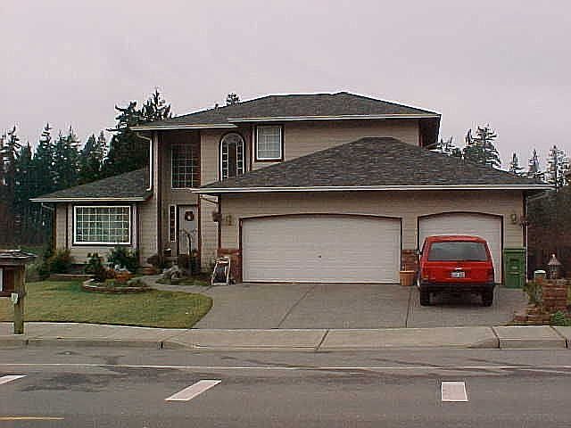 1st image of 7904 72nd Dr NE