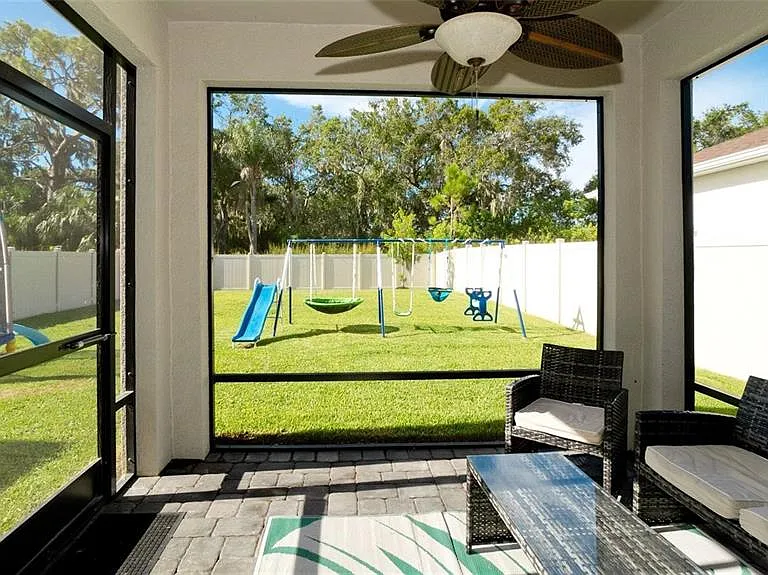 5517 Los Robles Ct — Photo 28