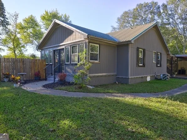 2713 S Highway 16, Carrollton, GA 30116