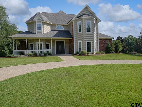 4th image of 1881 Valley View Ln
