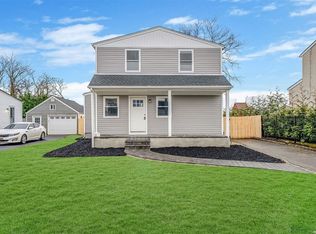 150 Sumpwams Ave, Babylon, NY 11702