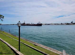 2528 Military St, Port Huron, MI 48060