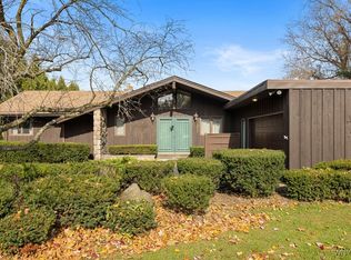 2009 Ridge Rd, Lewiston, NY 14092